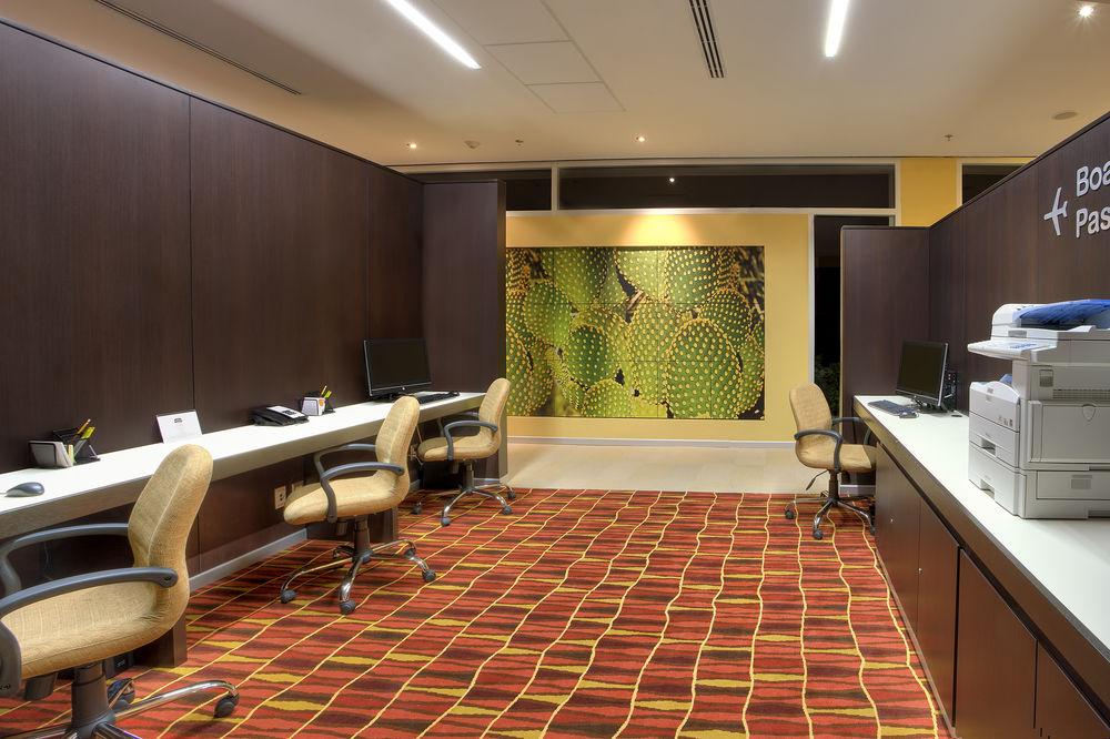 Courtyard By Marriott Leon At The Poliforum Eksteriør bilde
